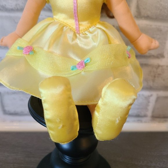 Disney Princess Soft and Sweet Belle 2006 Beauty and the Beast Soft Body Doll - Picture 4 of 8